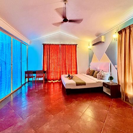Atulyam Villa- アンジュナ エクステリア 写真