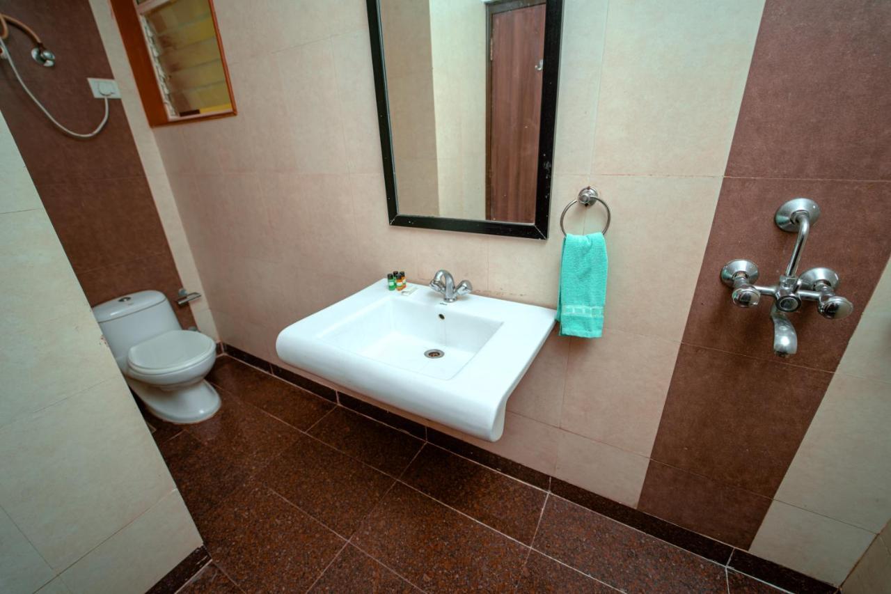 Atulyam Villa- アンジュナ エクステリア 写真