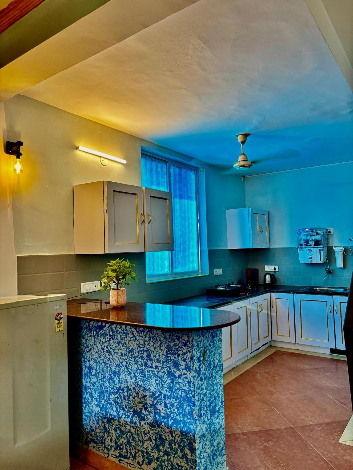 Atulyam Villa- アンジュナ エクステリア 写真