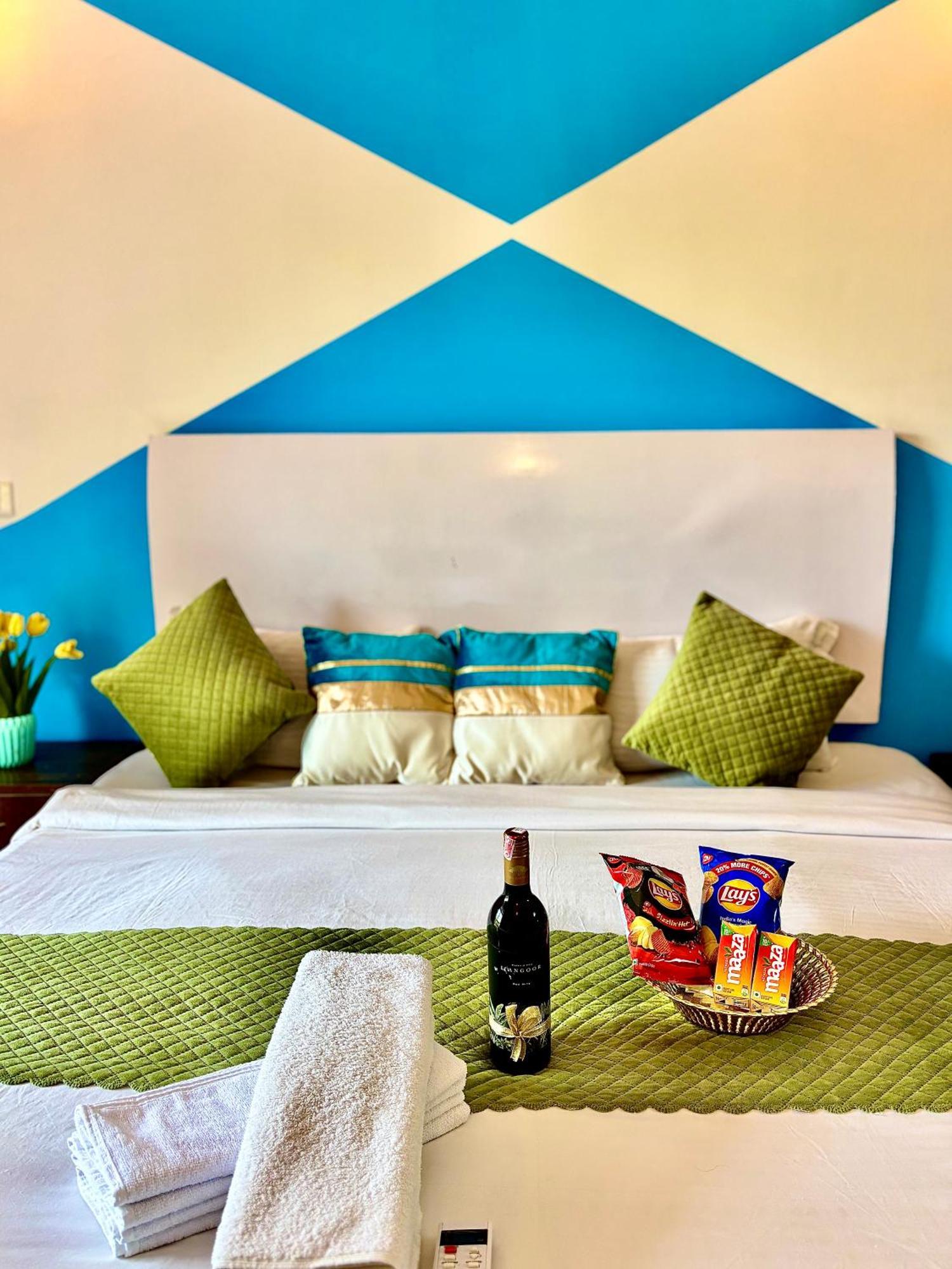 Atulyam Villa- アンジュナ エクステリア 写真