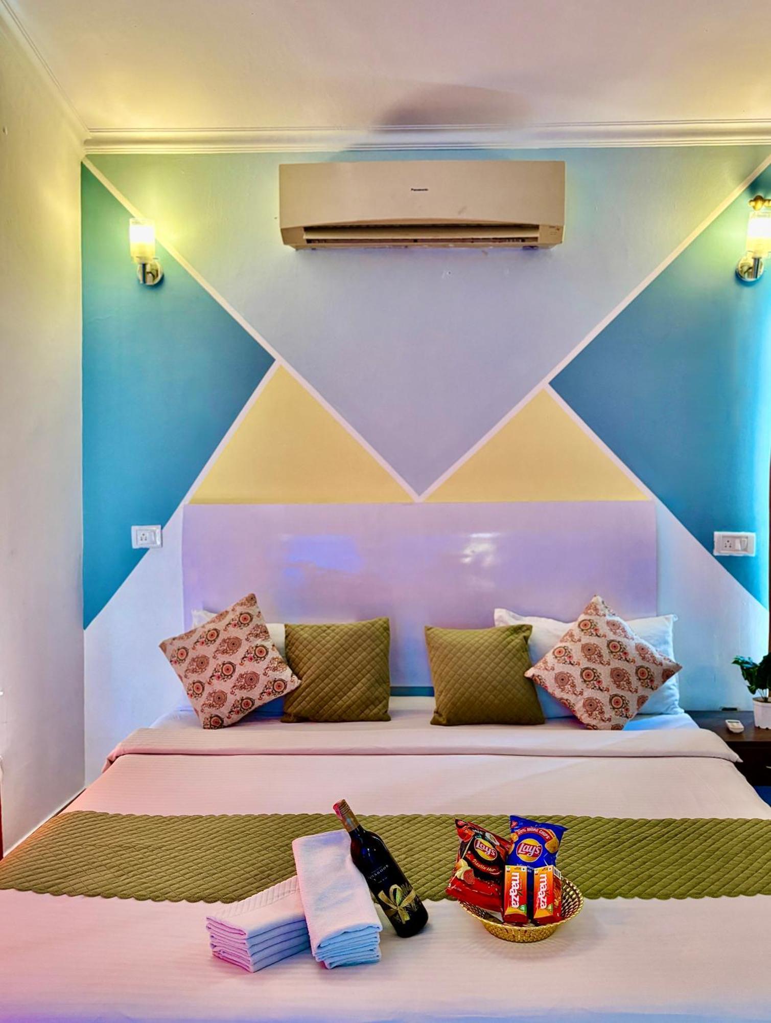 Atulyam Villa- アンジュナ エクステリア 写真